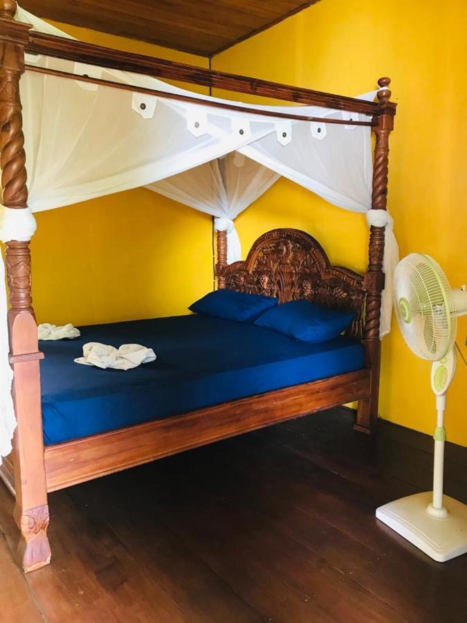 Panorama Backpackers Hotell Bunaken Eksteriør bilde