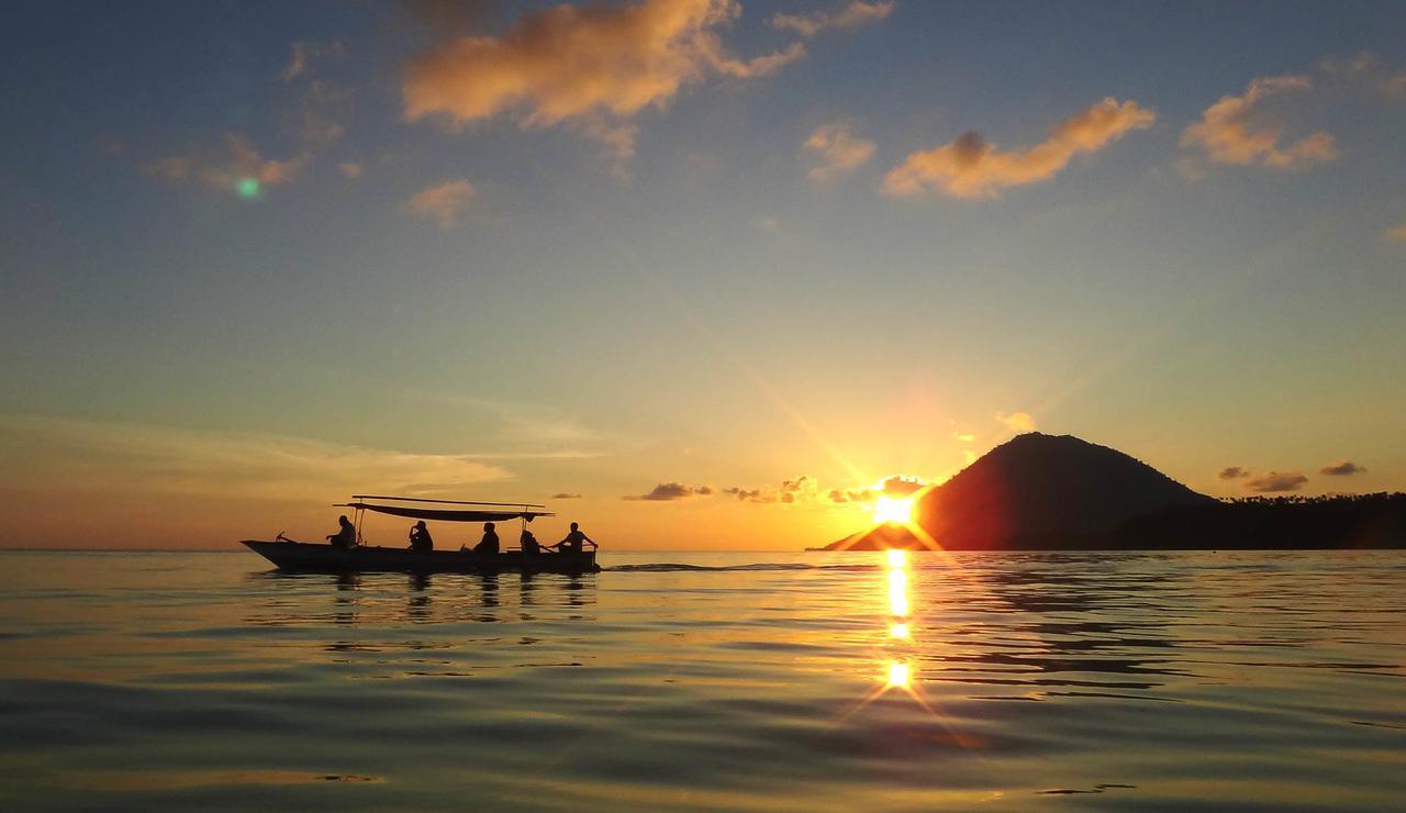 Panorama Backpackers Hotell Bunaken Eksteriør bilde