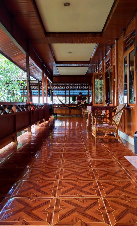 Panorama Backpackers Hotell Bunaken Eksteriør bilde